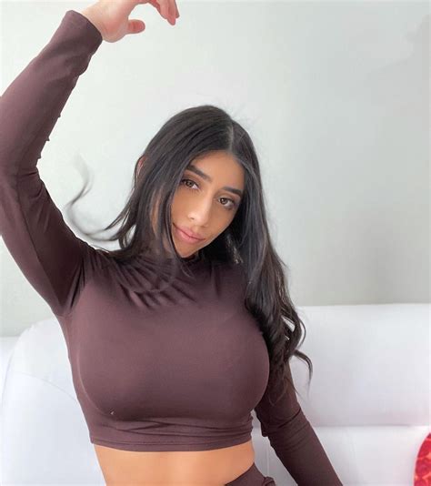 About Violet Myers. Movie Actress Violet Myers was born on February 24, 1997 in United States (She's 26 years old now). In 2020, an adult film actress has been nominated for an AVN Award for Hottest Newcomer. All info about Violet Myers can be found here.